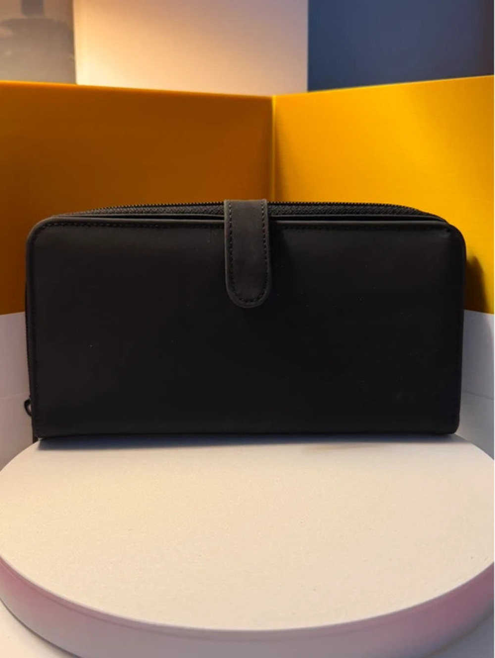 Linda Dano Black Zip Around Checkbook Organizer Wallet